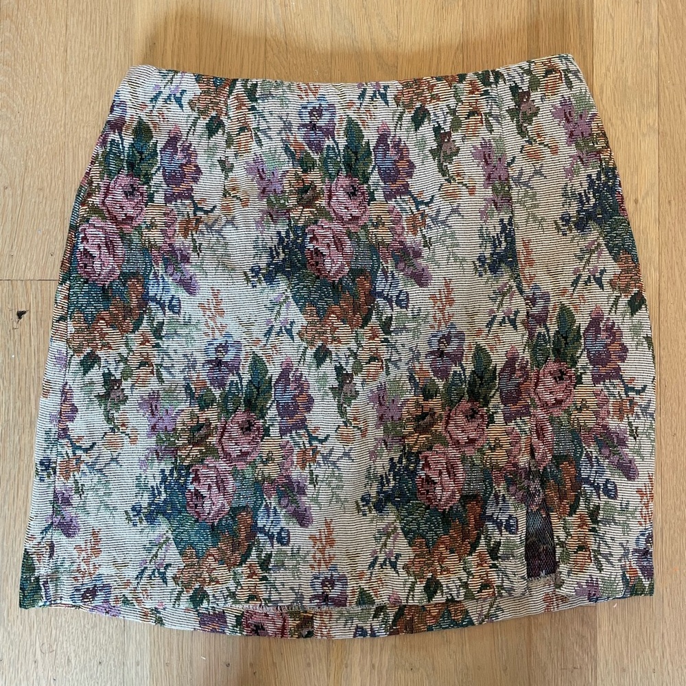 Floral Jacquard Tapestry Skirt